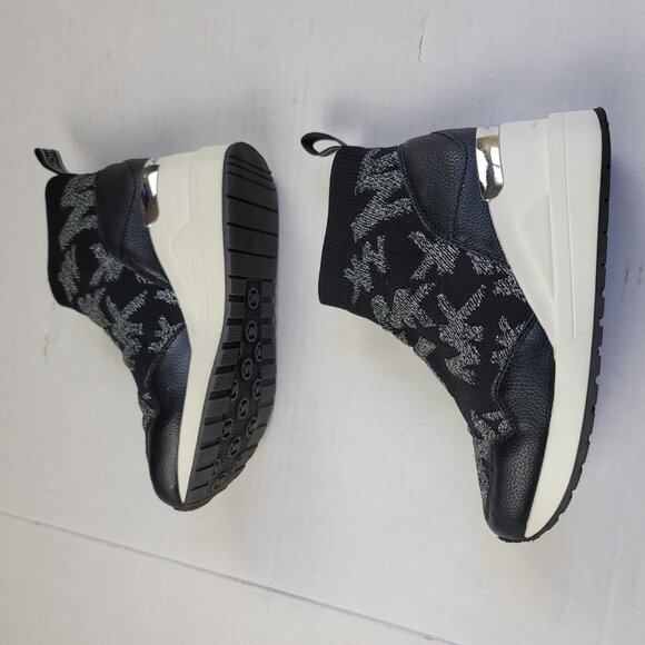 Michael Kors Neo Osker Wedges Boots Stylish MK Logo Ankle Booties for Girls - Picture 5 of 12